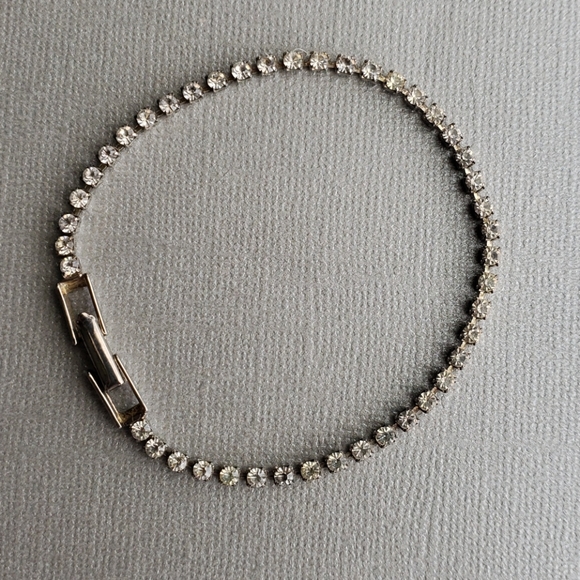 Jewelry - 🔆3 for $15 select jewelry. Silver tennis bracelet